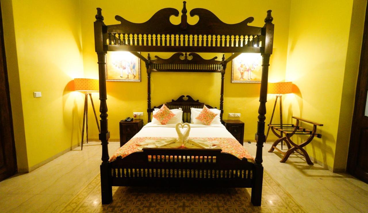 Surya Kiran Heritage Hotel Panadží Exteriér fotografie